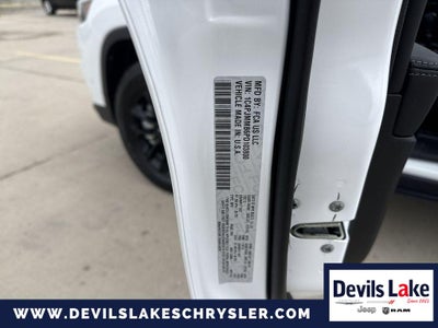 2023 Jeep Cherokee Altitude Lux 4x4