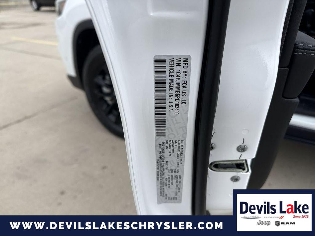 2023 Jeep Cherokee Altitude Lux 4x4