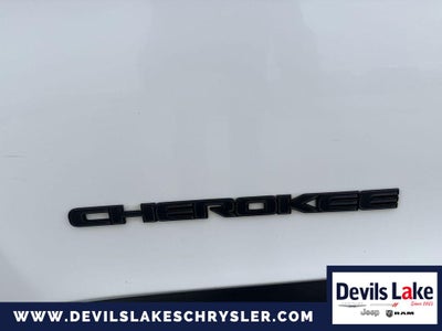 2023 Jeep Cherokee Altitude Lux 4x4