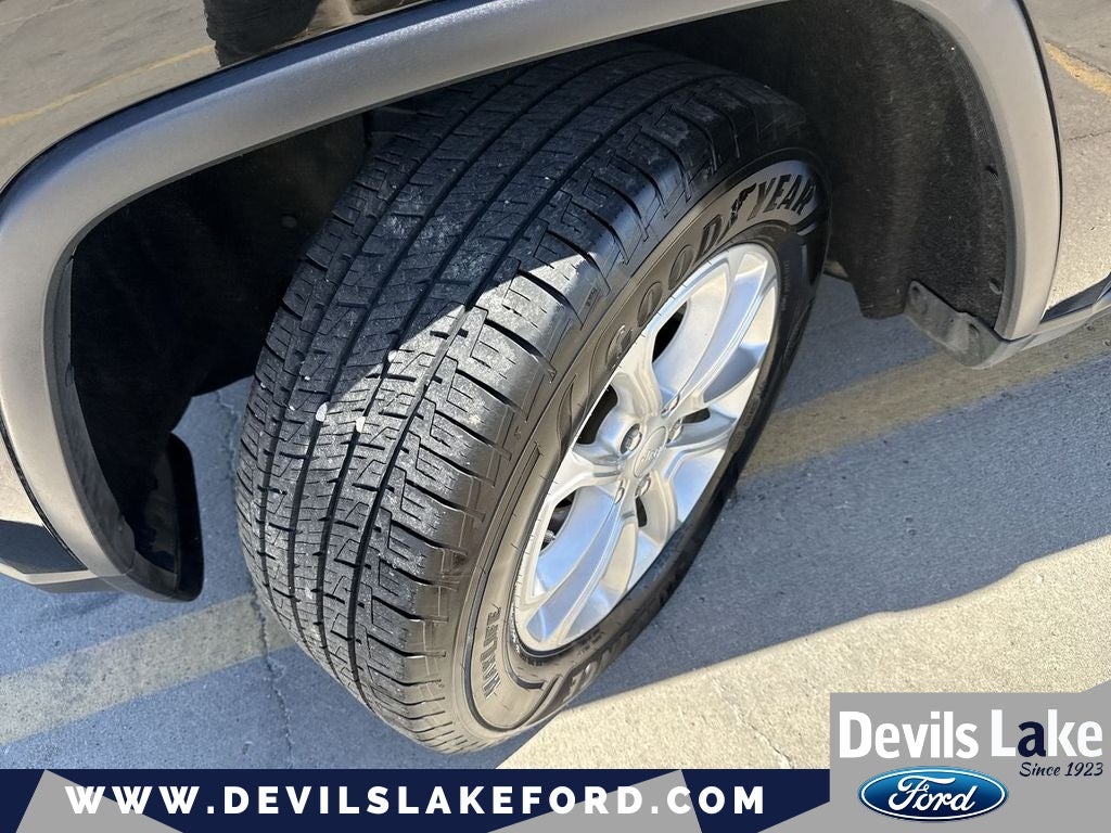 2021 Jeep Grand Cherokee Laredo X 4x4