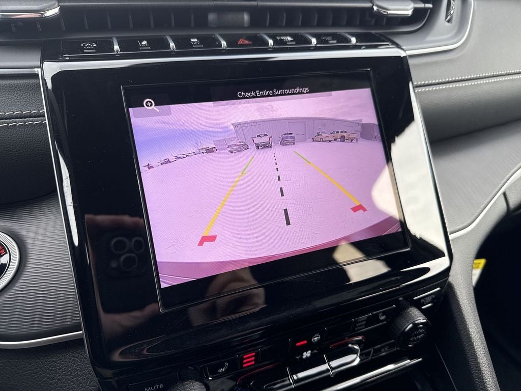 2026 Jeep Grand Cherokee GRAND CHEROKEE LAREDO X 4X4