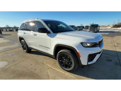 2026 Jeep Grand Cherokee GRAND CHEROKEE LAREDO ALTITUDE 4X4