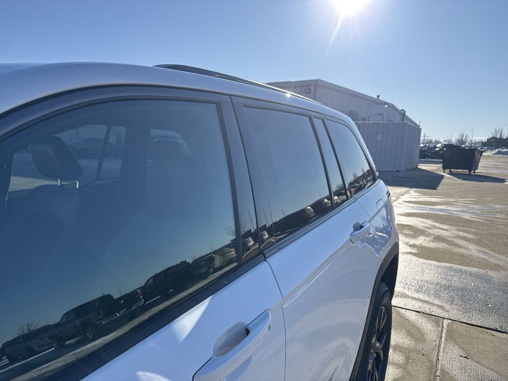 2026 Jeep Grand Cherokee GRAND CHEROKEE LAREDO ALTITUDE 4X4