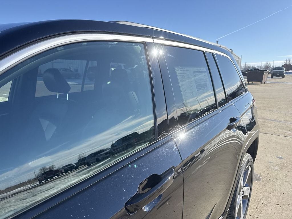 2026 Jeep Grand Cherokee GRAND CHEROKEE LIMITED 4X4