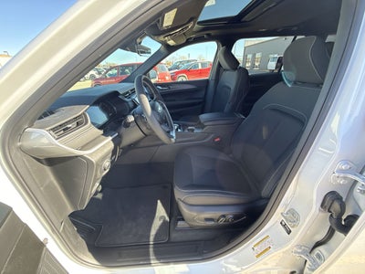 2027 Jeep Grand Cherokee GRAND CHEROKEE L LAREDO X 4X4