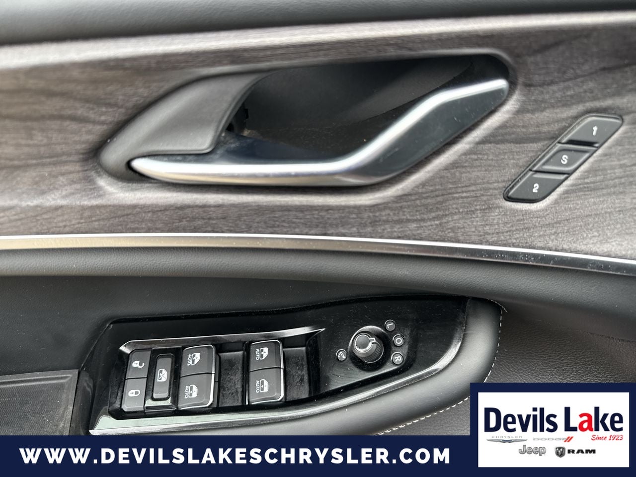 2021 Jeep Grand Cherokee L Overland 4x4