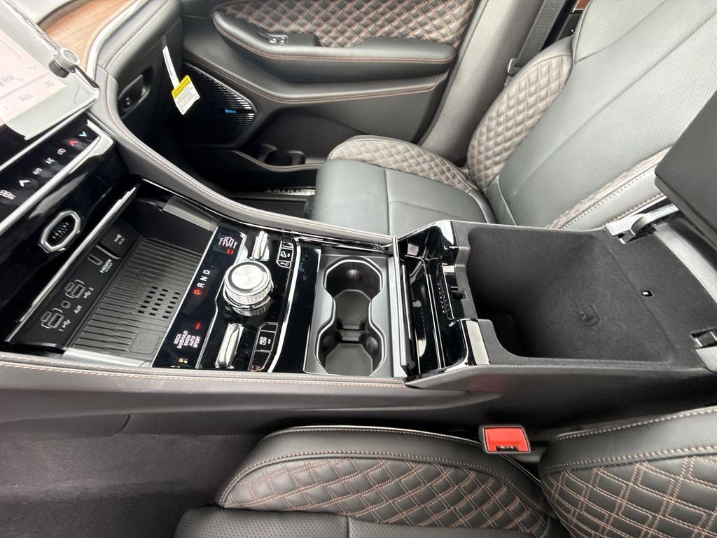 2026 Jeep Grand Cherokee GRAND CHEROKEE L SUMMIT 4X4