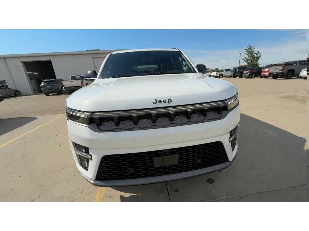 2026 Jeep Grand Wagoneer GRAND WAGONEER L LIMITED ALTITUDE 4X4