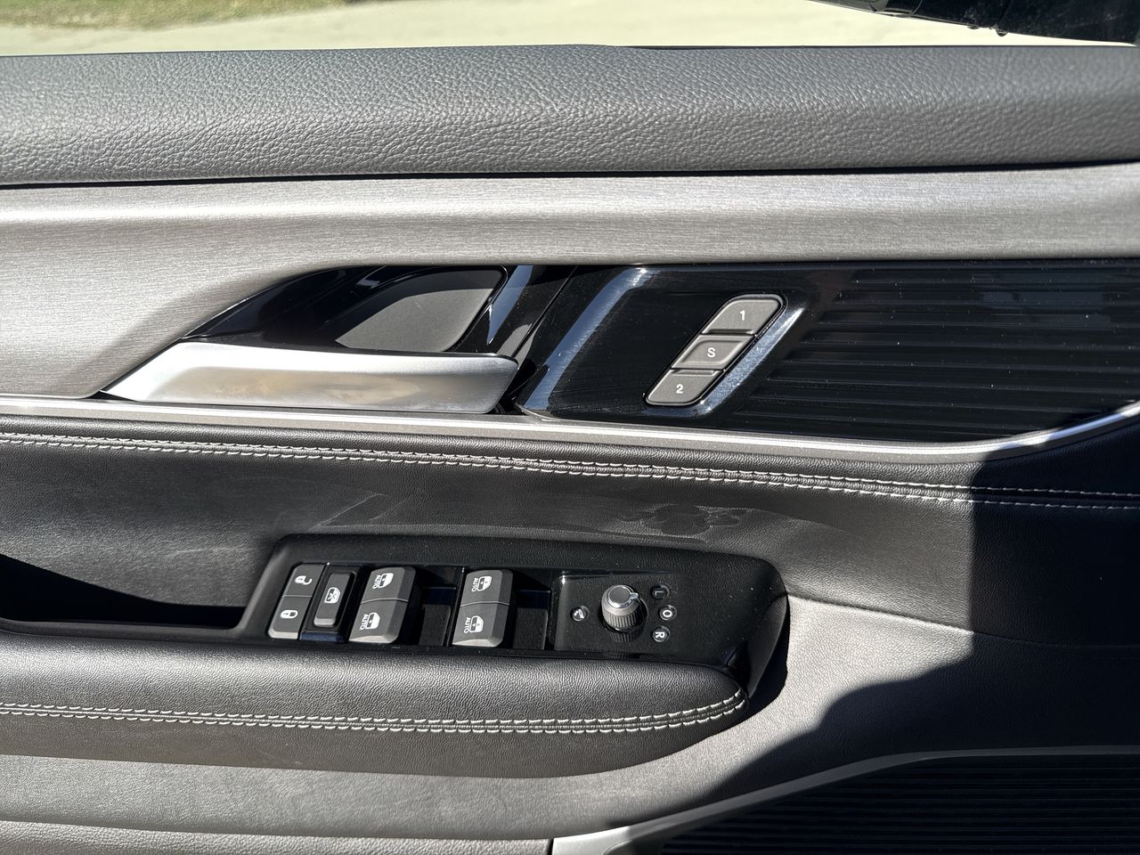 2027 Jeep Grand Wagoneer GRAND WAGONEER UPLAND 4X4