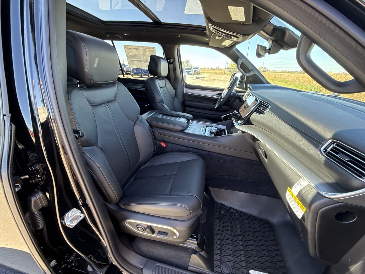 2027 Jeep Grand Wagoneer GRAND WAGONEER UPLAND 4X4