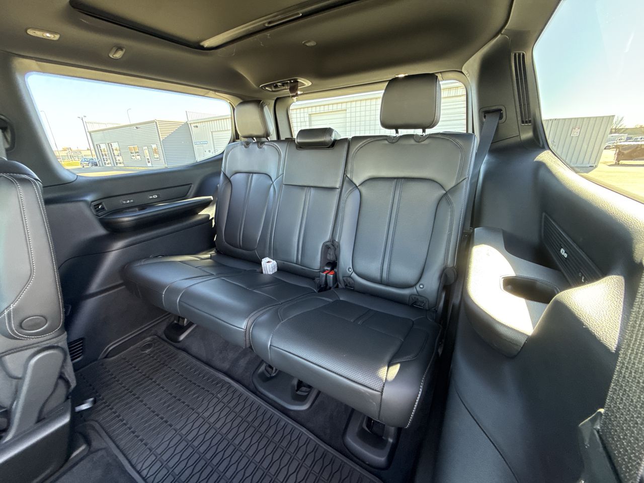 2027 Jeep Grand Wagoneer GRAND WAGONEER UPLAND 4X4