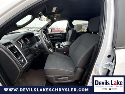 2024 RAM 1500 Classic Warlock Crew Cab 4x4 5'7' Box