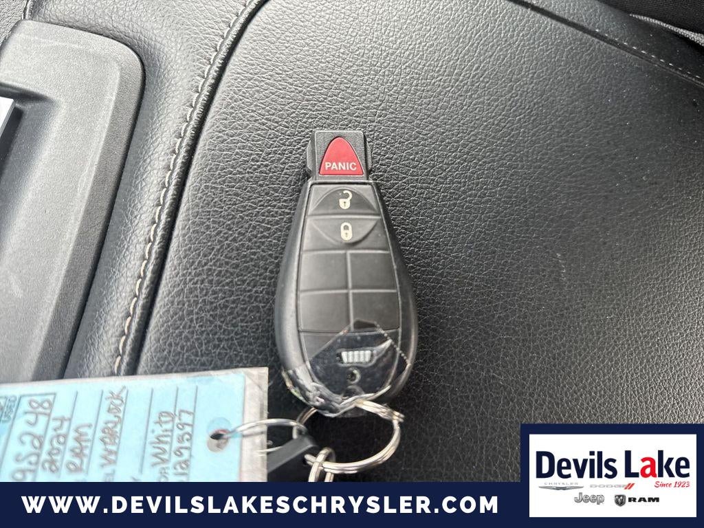 2024 RAM 1500 Classic Warlock Crew Cab 4x4 5'7' Box