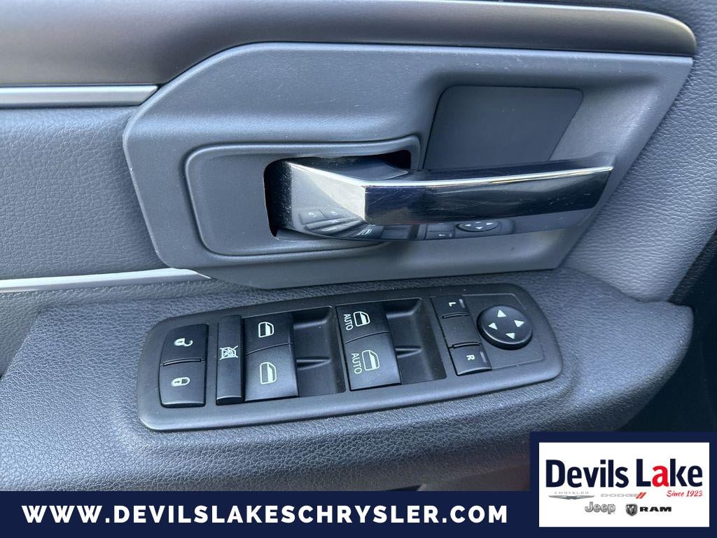 2021 RAM 1500 Classic SLT Crew Cab 4x4 5'7' Box