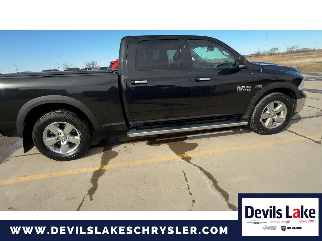 2017 RAM 1500 Big Horn Crew Cab 4x4 6'4' Box