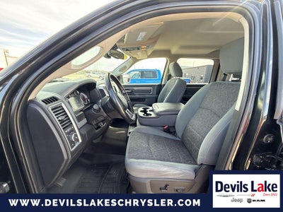 2017 RAM 1500 Big Horn Crew Cab 4x4 6'4' Box