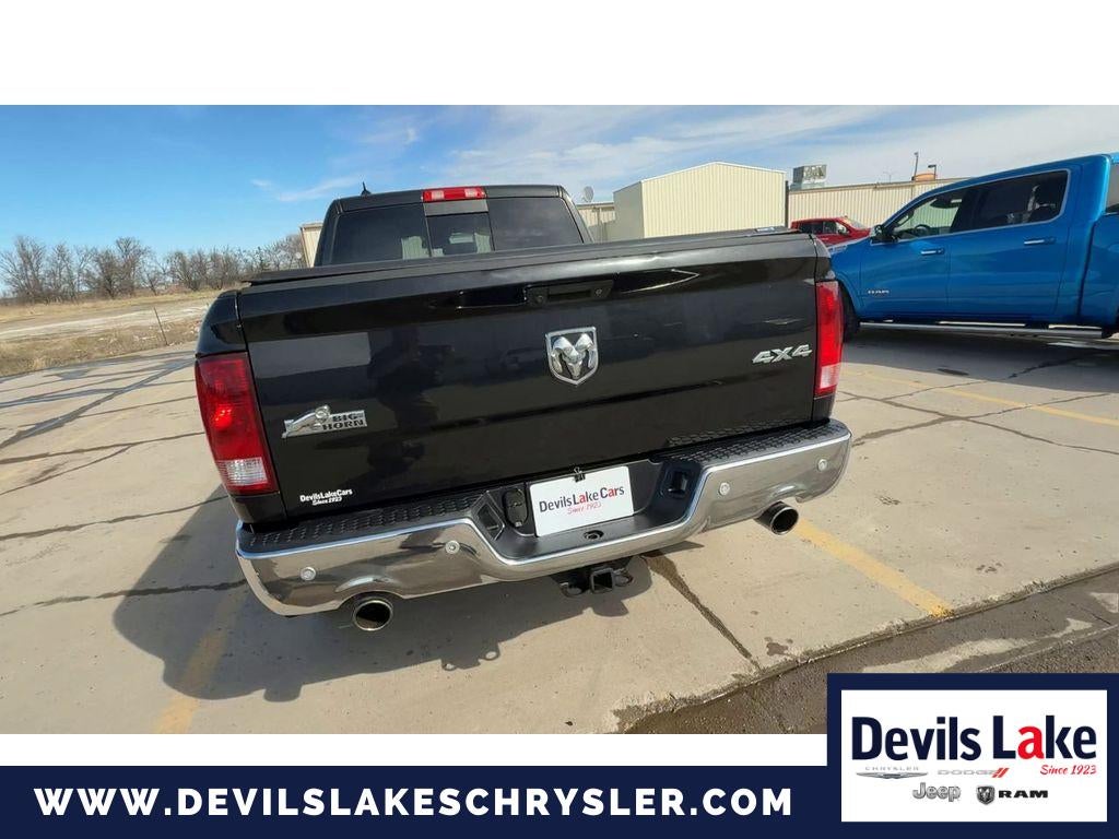 2017 RAM 1500 Big Horn Crew Cab 4x4 6'4' Box