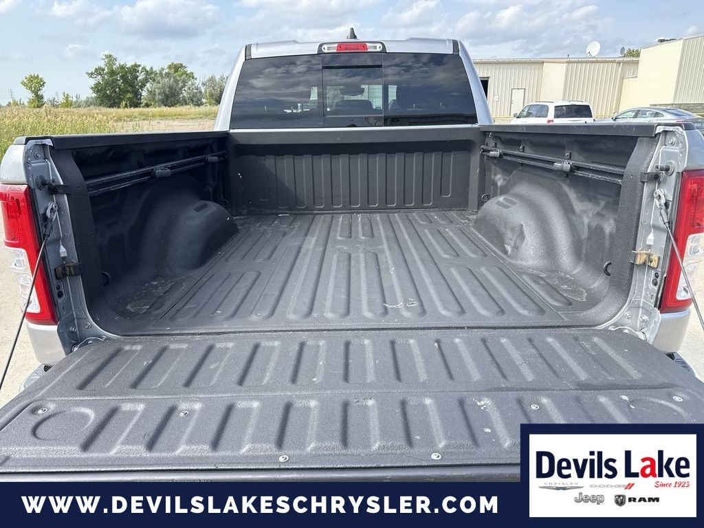2020 RAM 1500 Big Horn Quad Cab 4x4 6'4' Box