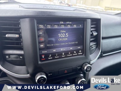 2020 RAM 1500 Big Horn Crew Cab 4x4 5'7' Box