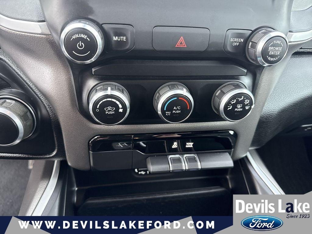 2020 RAM 1500 Big Horn Crew Cab 4x4 5'7' Box