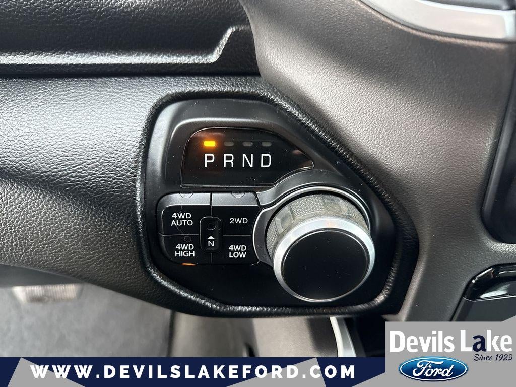 2020 RAM 1500 Big Horn Crew Cab 4x4 5'7' Box