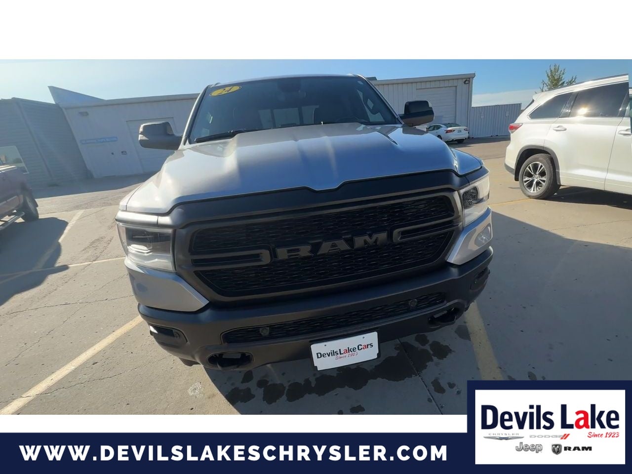 2024 RAM 1500 Big Horn Crew Cab 4x4 5'7' Box