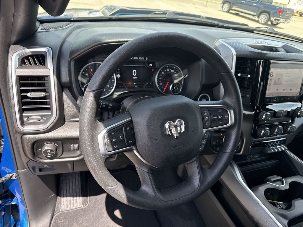 2026 RAM Ram 1500 RAM 1500 EXPRESS CREW CAB 4X4 5'7' BOX