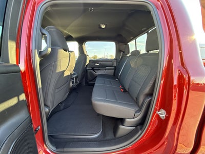 2027 RAM Ram 1500 RAM 1500 EXPRESS CREW CAB 4X4 5'7' BOX