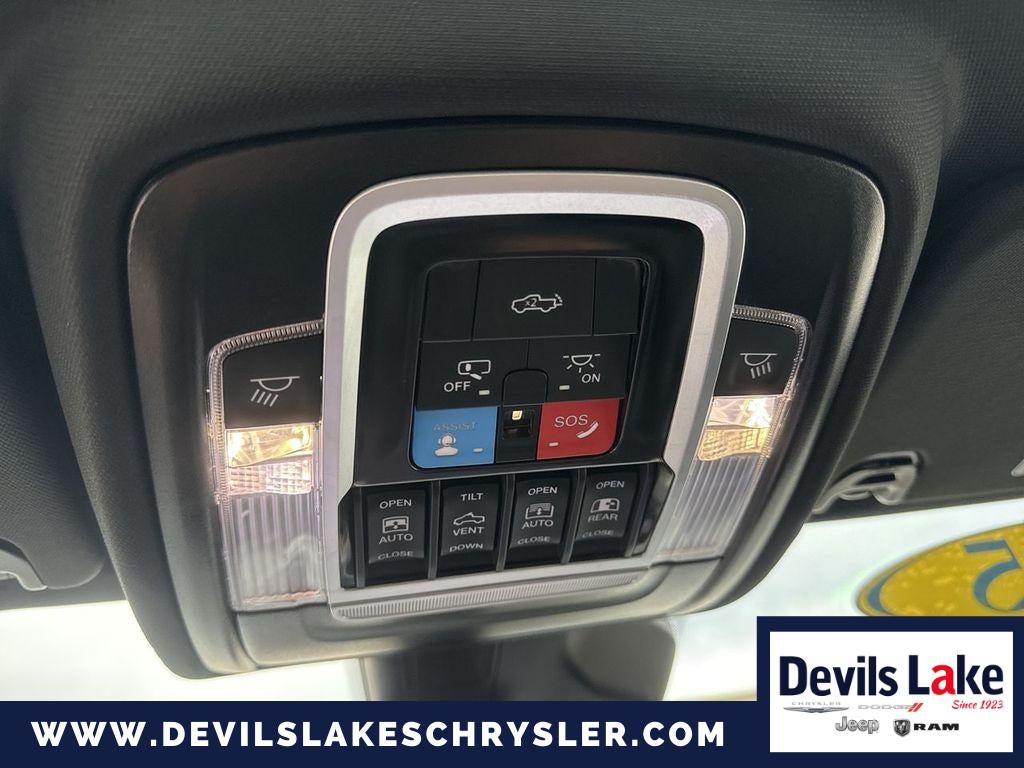 2025 RAM 1500 Limited Crew Cab 4x4 5'7' Box