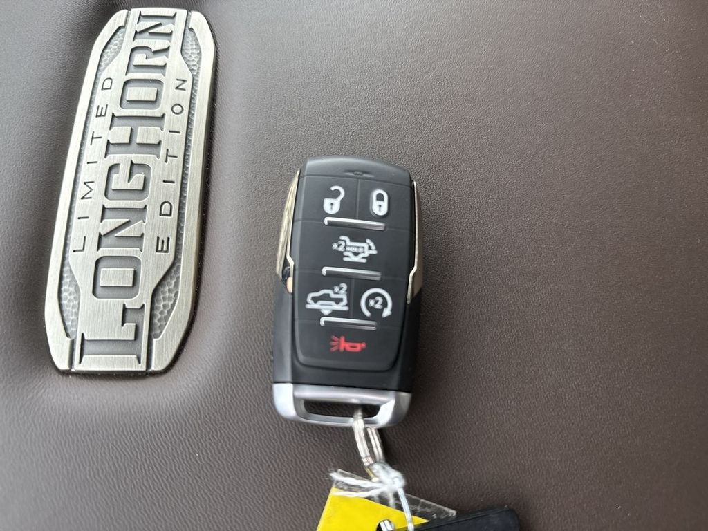 2026 RAM Ram 1500 RAM 1500 LIMITED LONGHORN CREW CAB 4X4 5'7' BOX