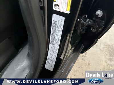 2020 RAM 1500 Laramie Crew Cab 4x4 5'7' Box