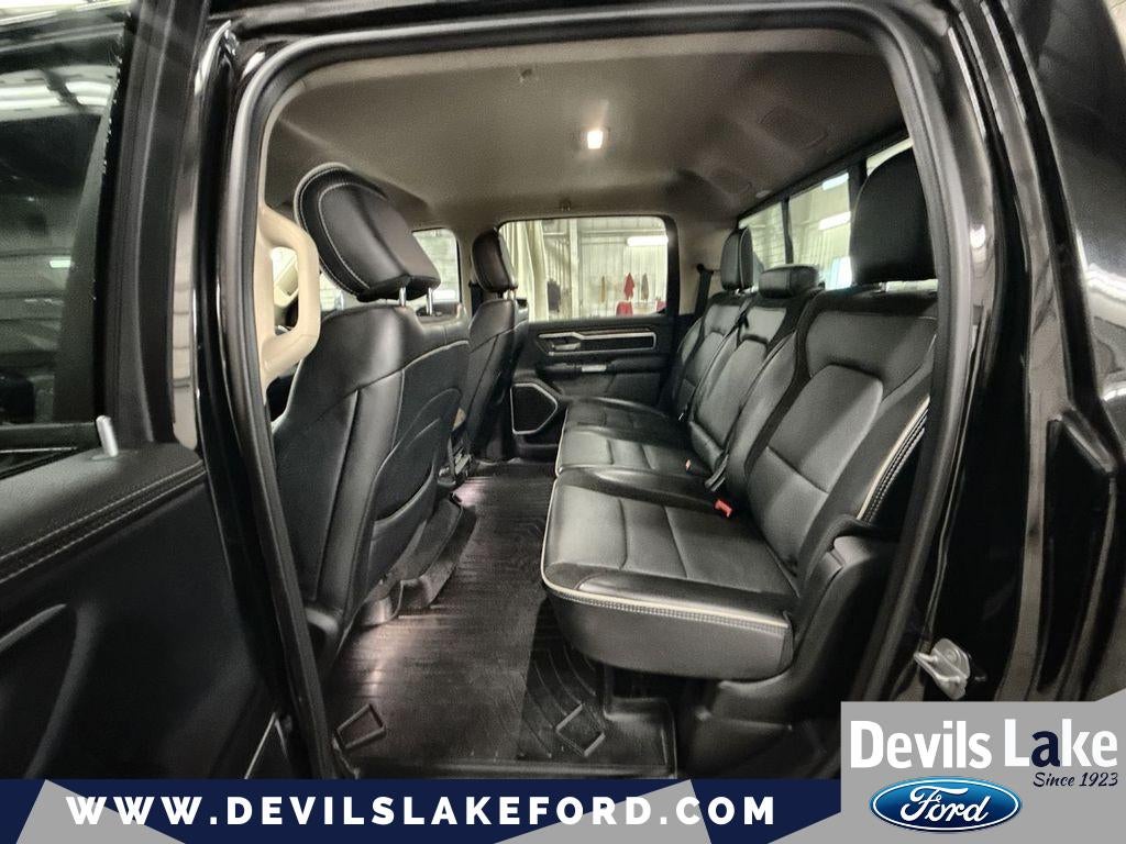 2020 RAM 1500 Laramie Crew Cab 4x4 5'7' Box