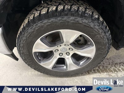 2020 RAM 1500 Laramie Crew Cab 4x4 5'7' Box