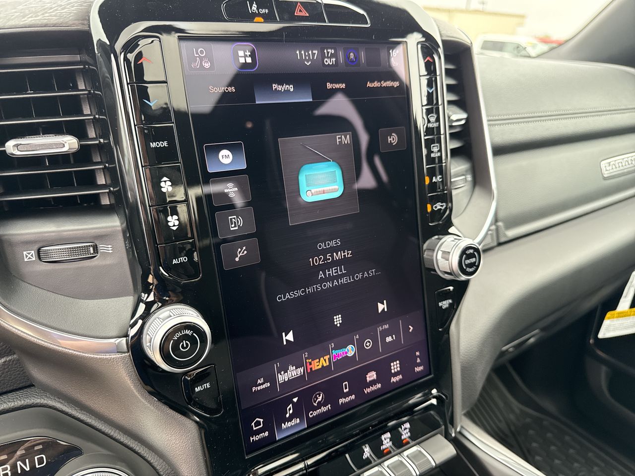 2027 RAM Ram 1500 RAM 1500 LARAMIE CREW CAB 4X4 5'7' BOX