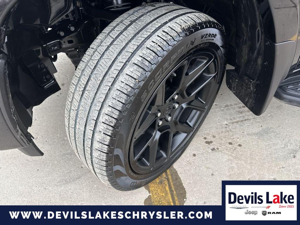 2025 RAM 1500 Laramie Crew Cab 4x4 5'7' Box