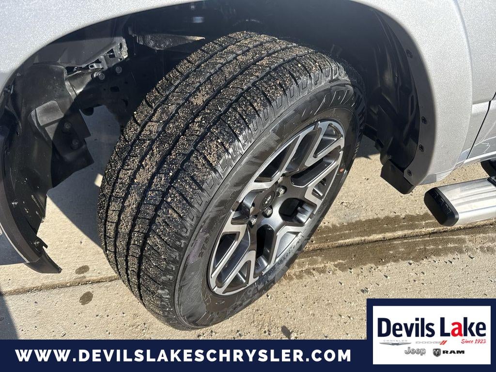 2025 RAM 1500 Laramie Crew Cab 4x4 5'7' Box