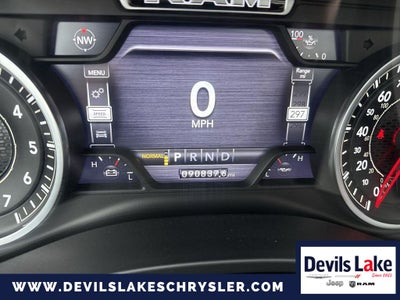 2019 RAM 1500 Laramie Crew Cab 4x4 5'7' Box