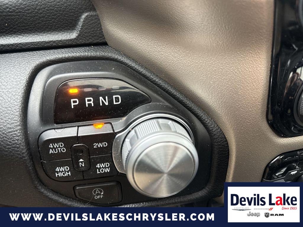 2019 RAM 1500 Laramie Crew Cab 4x4 5'7' Box