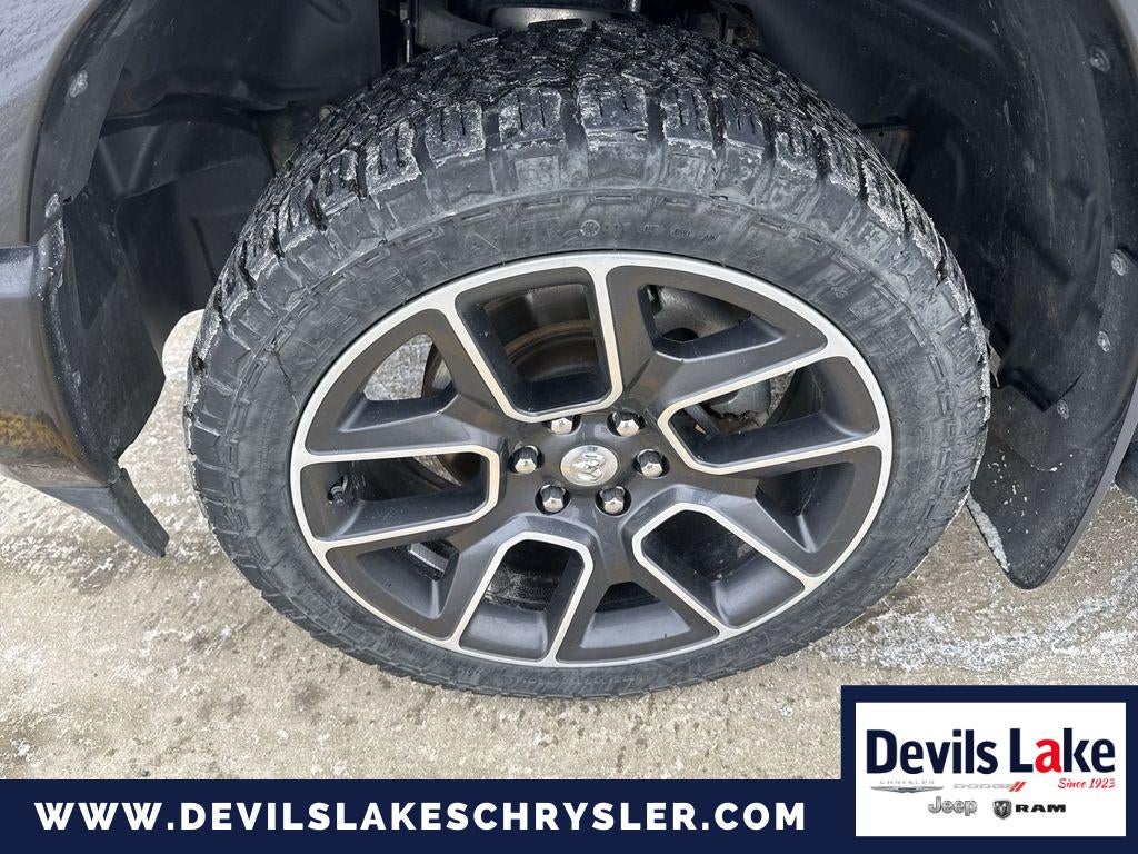 2019 RAM 1500 Laramie Crew Cab 4x4 5'7' Box