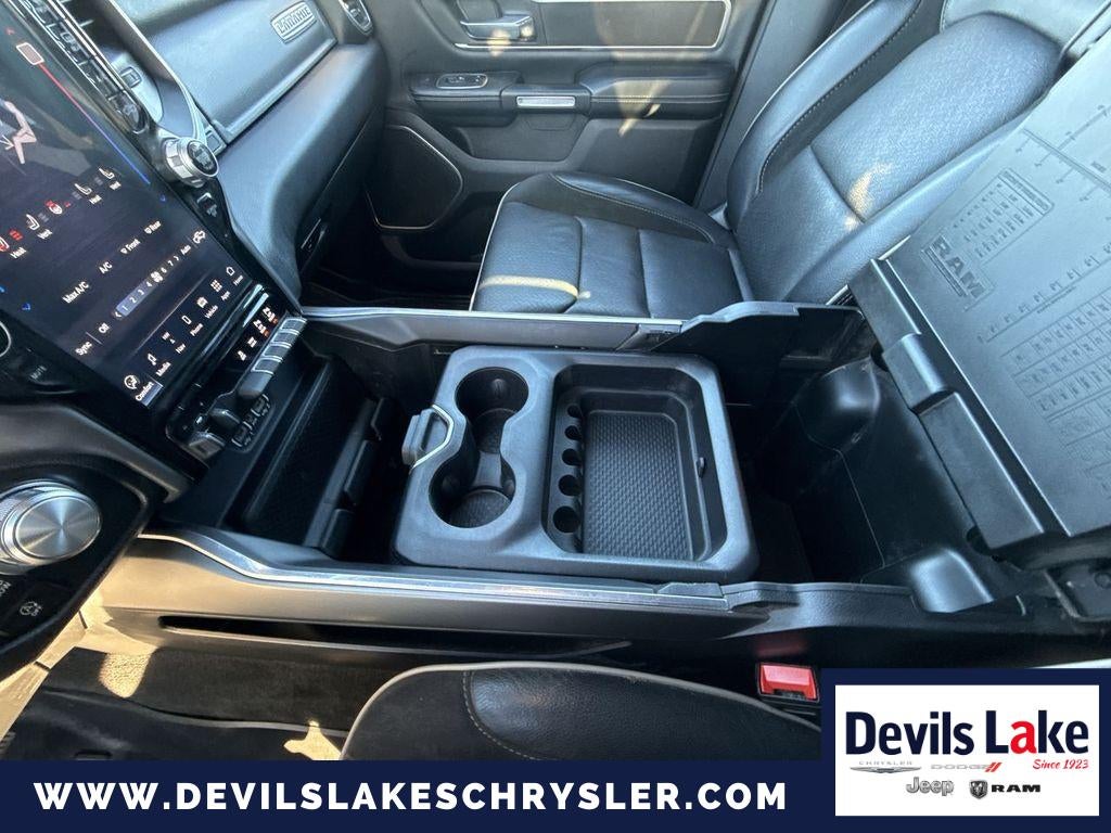 2023 RAM 1500 Laramie Crew Cab 4x4 5'7' Box