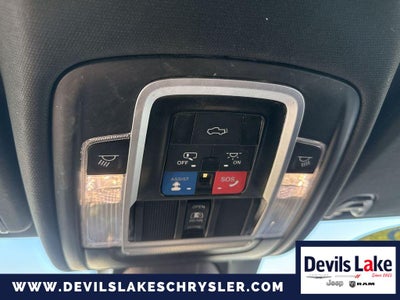 2023 RAM 1500 Laramie Crew Cab 4x4 5'7' Box