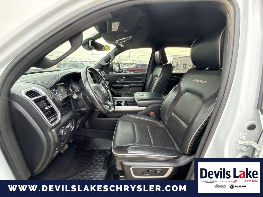 2020 RAM 1500 Laramie Crew Cab 4x4 5'7' Box