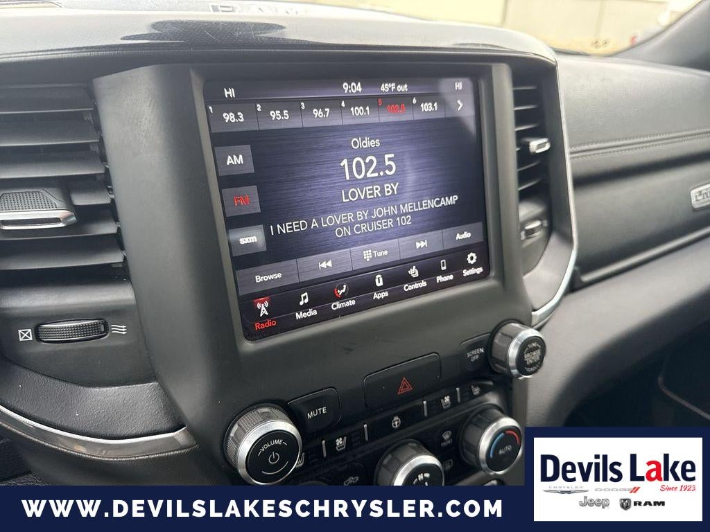 2020 RAM 1500 Laramie Crew Cab 4x4 5'7' Box