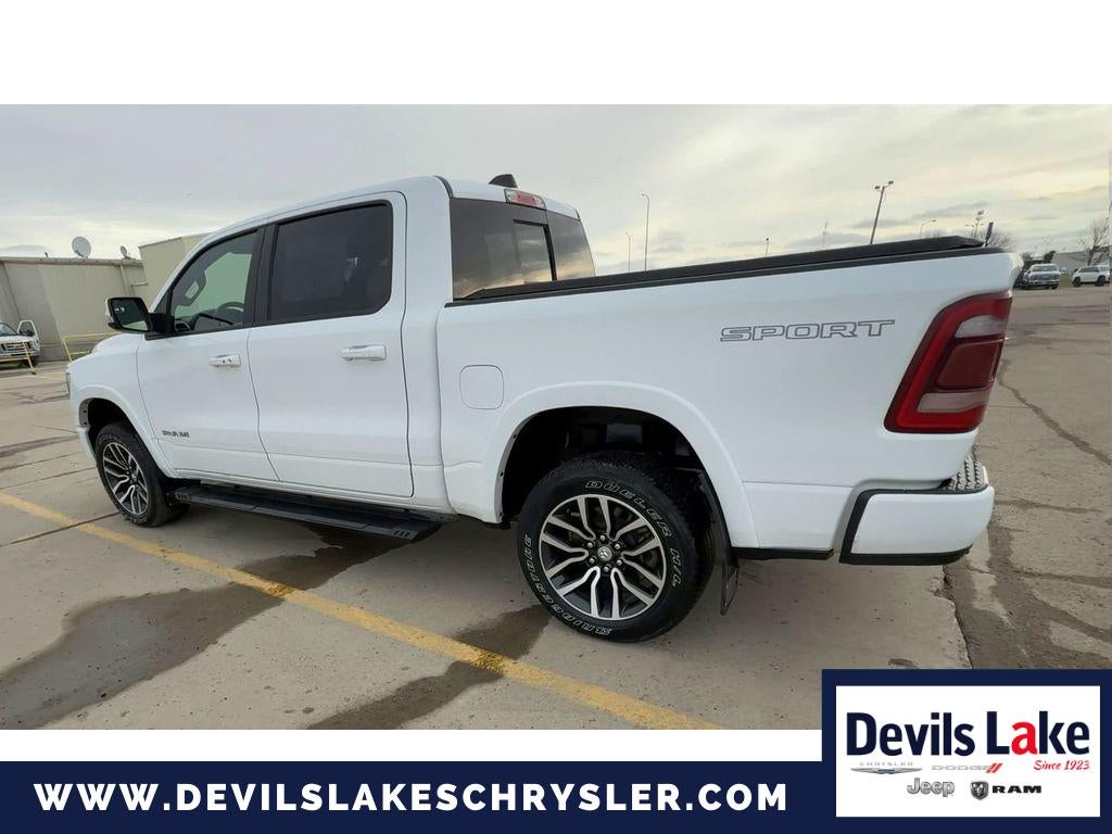 2020 RAM 1500 Laramie Crew Cab 4x4 5'7' Box