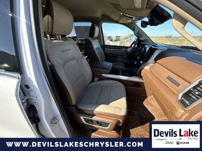 2021 RAM 1500 Laramie Crew Cab 4x4 5'7' Box