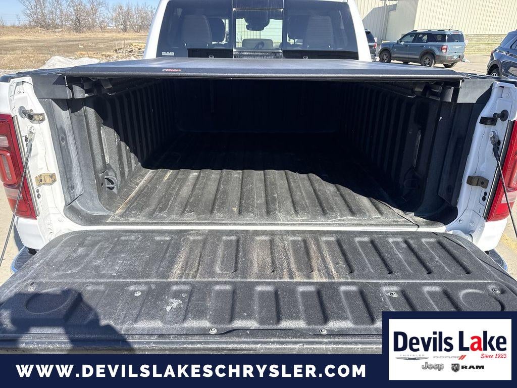 2021 RAM 1500 Laramie Crew Cab 4x4 5'7' Box