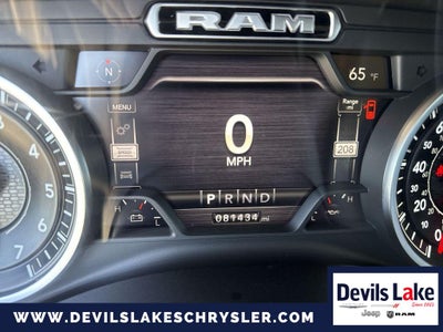 2020 RAM 1500 Laramie Crew Cab 4x4 5'7' Box
