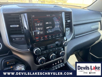 2020 RAM 1500 Laramie Crew Cab 4x4 5'7' Box