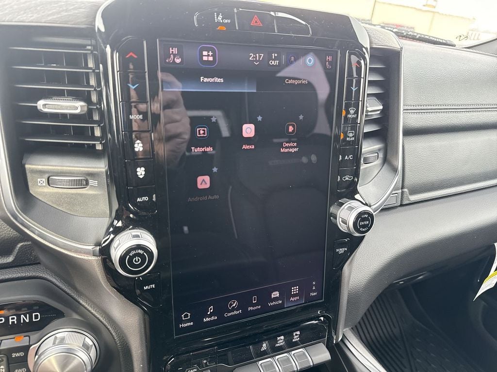 2026 RAM Ram 1500 RAM 1500 LARAMIE CREW CAB 4X4 5'7' BOX