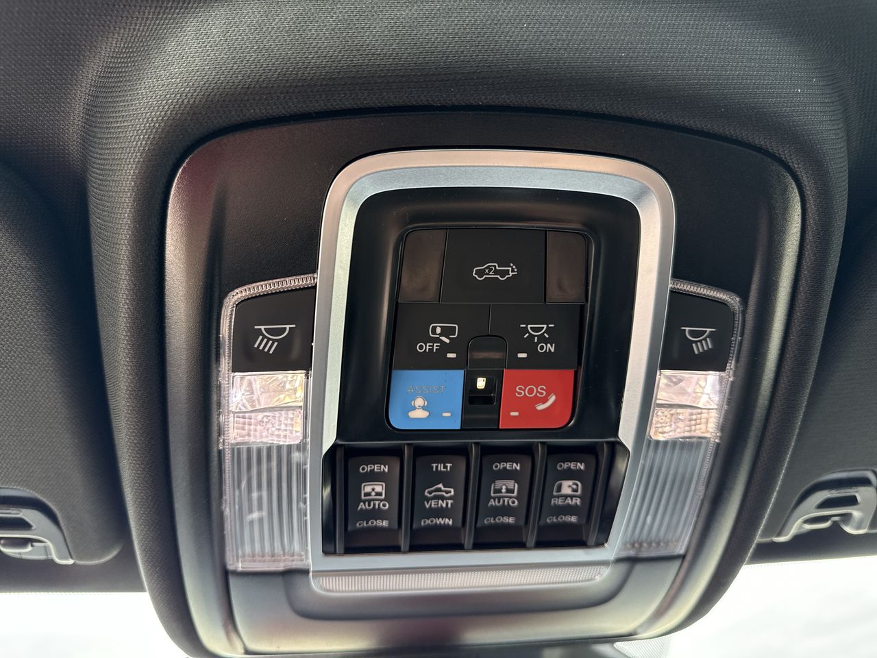 2027 RAM Ram 1500 RAM 1500 LARAMIE CREW CAB 4X4 5'7' BOX